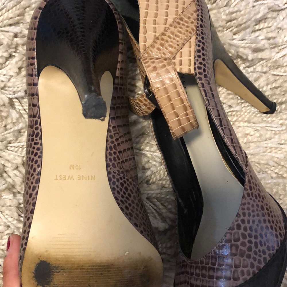Nine West - Picture 5 of 5